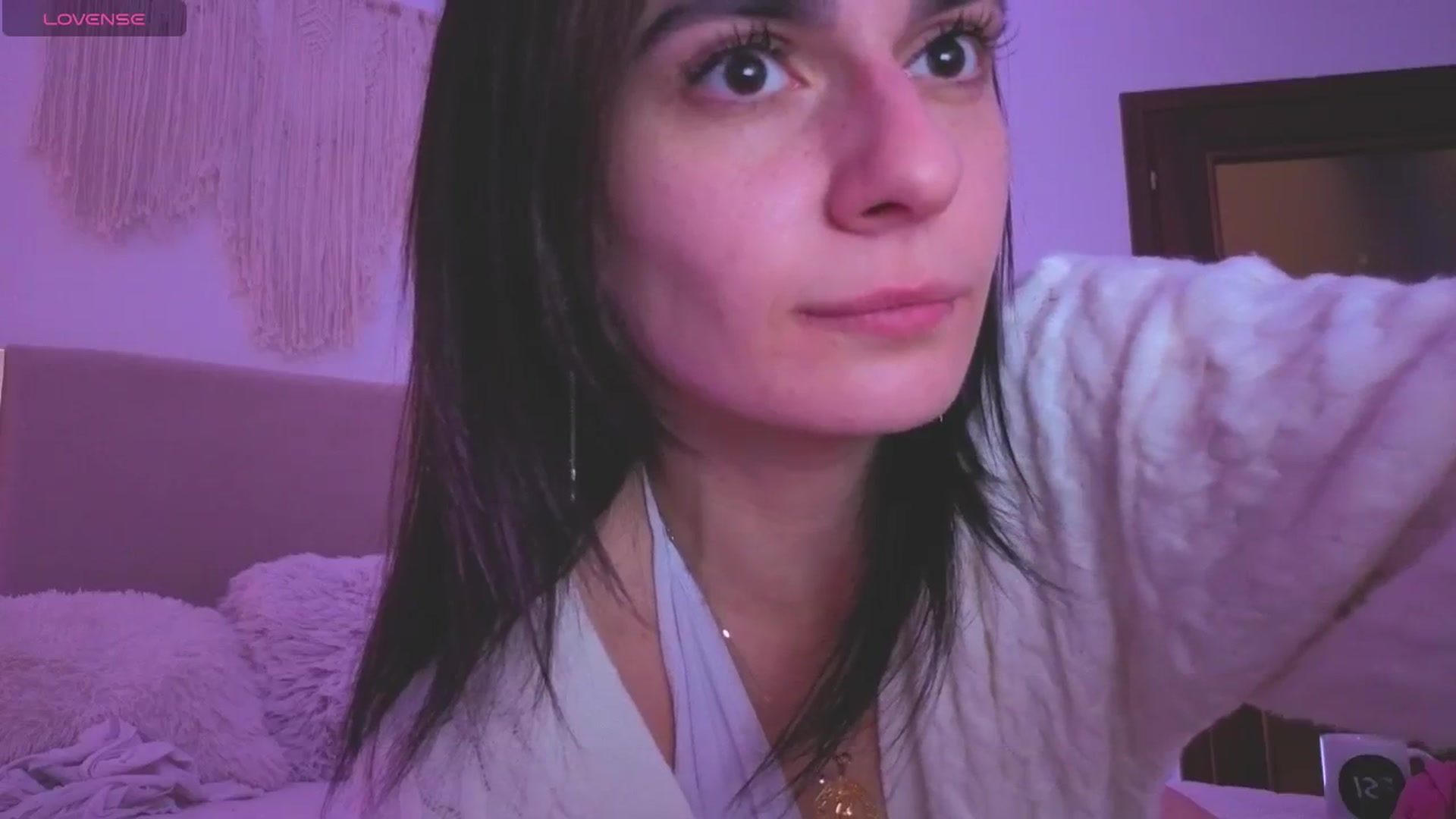 Gallery image thumbnail from M1ss_arina's myfreecams stream on, 05/03/2026, 03:06 image 15 of 20