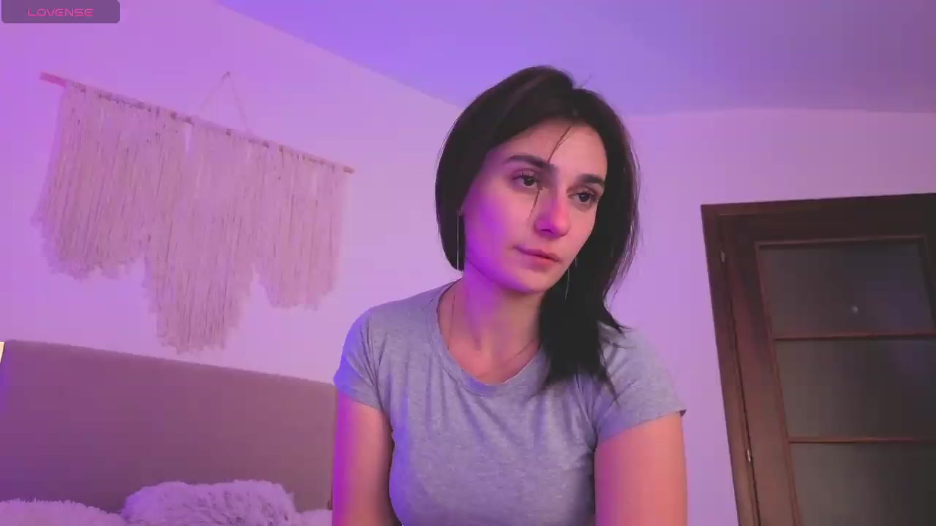 Gallery image thumbnail from M1ss_arina's myfreecams stream on, 05/04/2026, 22:33 image 18 of 20