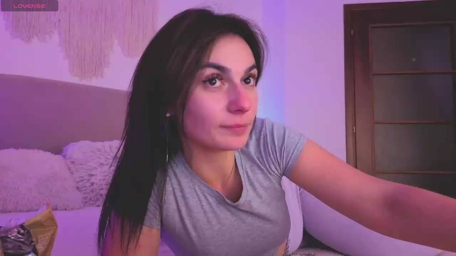 Gallery image thumbnail from M1ss_arina's myfreecams stream on, 05/04/2026, 22:33 image 3 of 20