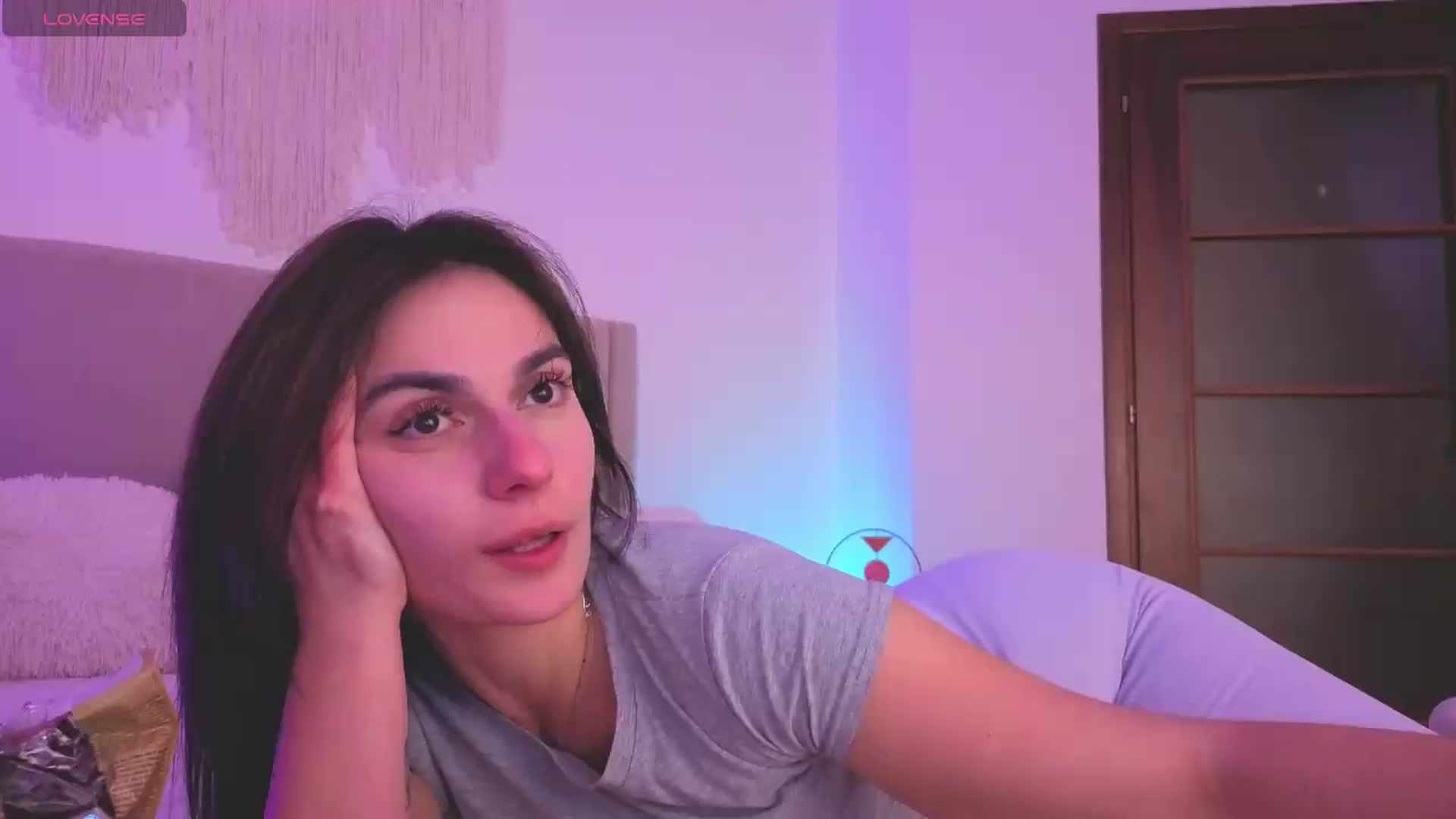 Gallery image thumbnail from M1ss_arina's myfreecams stream on, 05/04/2026, 22:33 image 4 of 20