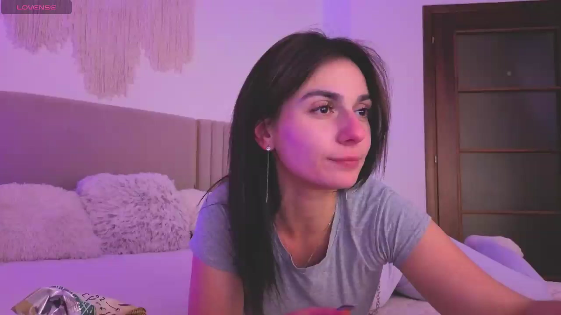 Gallery image thumbnail from M1ss_arina's myfreecams stream on, 05/04/2026, 22:33 image 10 of 20