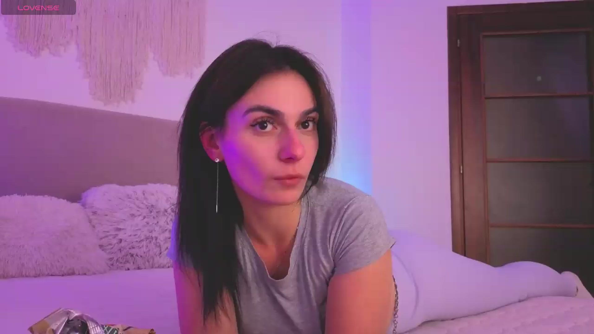Gallery image thumbnail from M1ss_arina's myfreecams stream on, 05/04/2026, 22:33 image 8 of 20