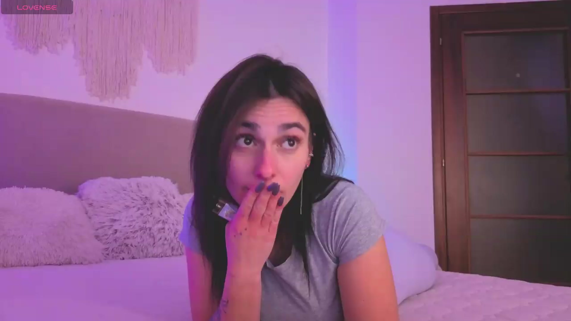 Gallery image thumbnail from M1ss_arina's myfreecams stream on, 05/04/2026, 22:33 image 14 of 20