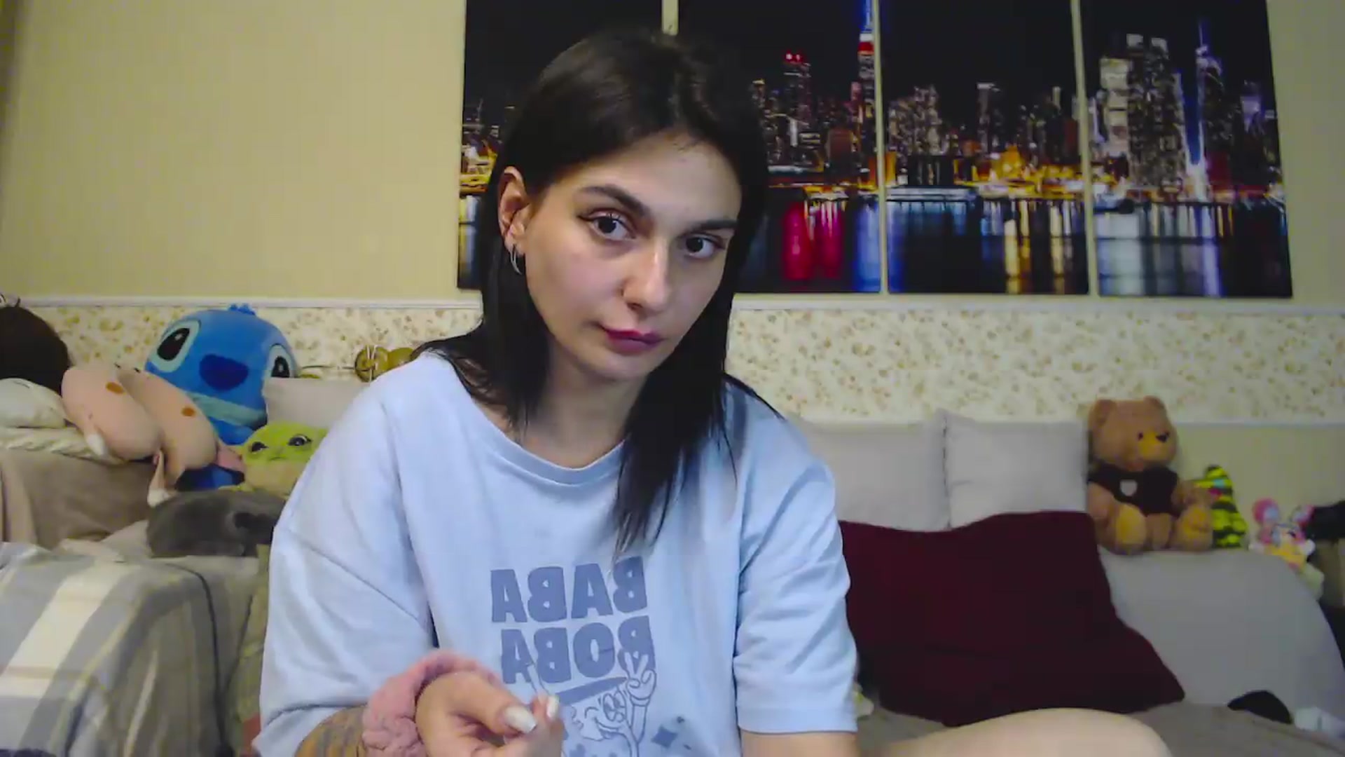 Gallery image thumbnail from M1ss_arina's myfreecams stream on, 06/18/2026, 22:14 image 11 of 20