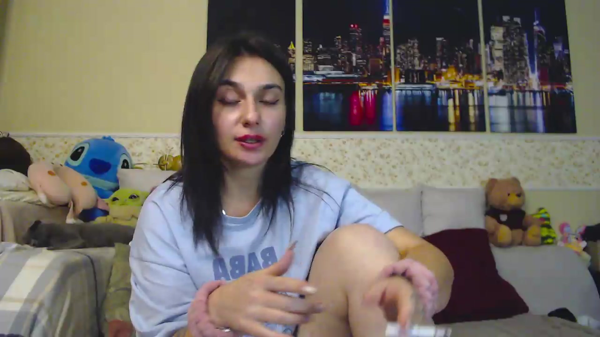 Gallery image thumbnail from M1ss_arina's myfreecams stream on, 06/18/2026, 22:14 image 16 of 20