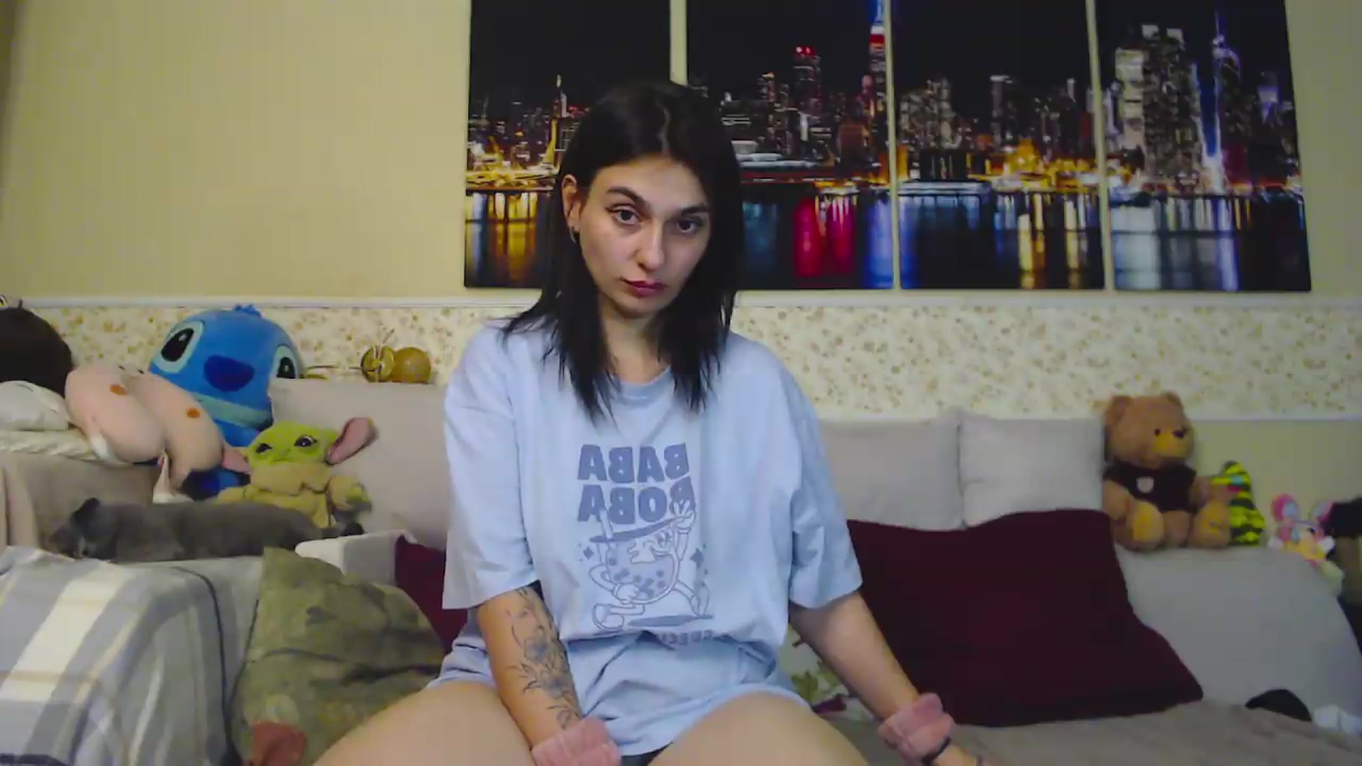 Gallery image thumbnail from M1ss_arina's myfreecams stream on, 06/18/2026, 22:14 image 18 of 20
