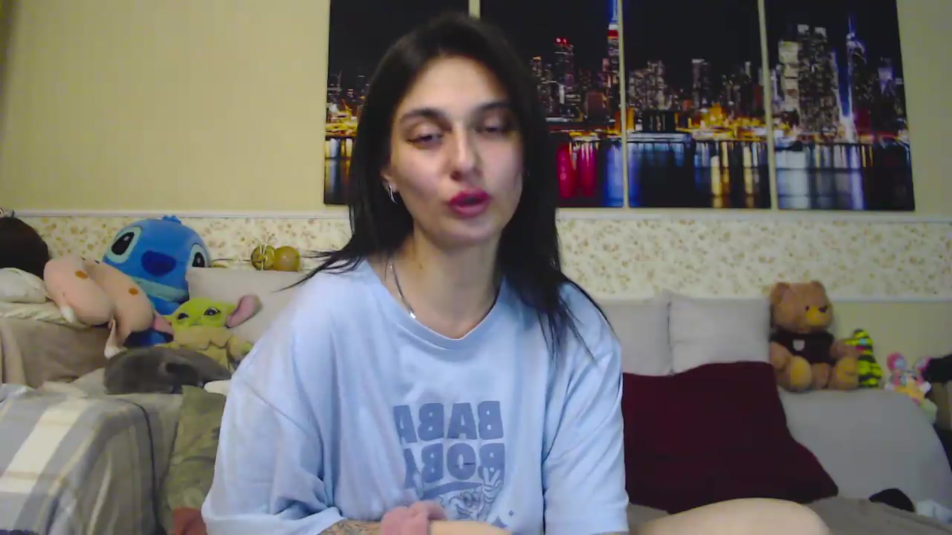 Gallery image thumbnail from M1ss_arina's myfreecams stream on, 06/18/2026, 22:14 image 12 of 20