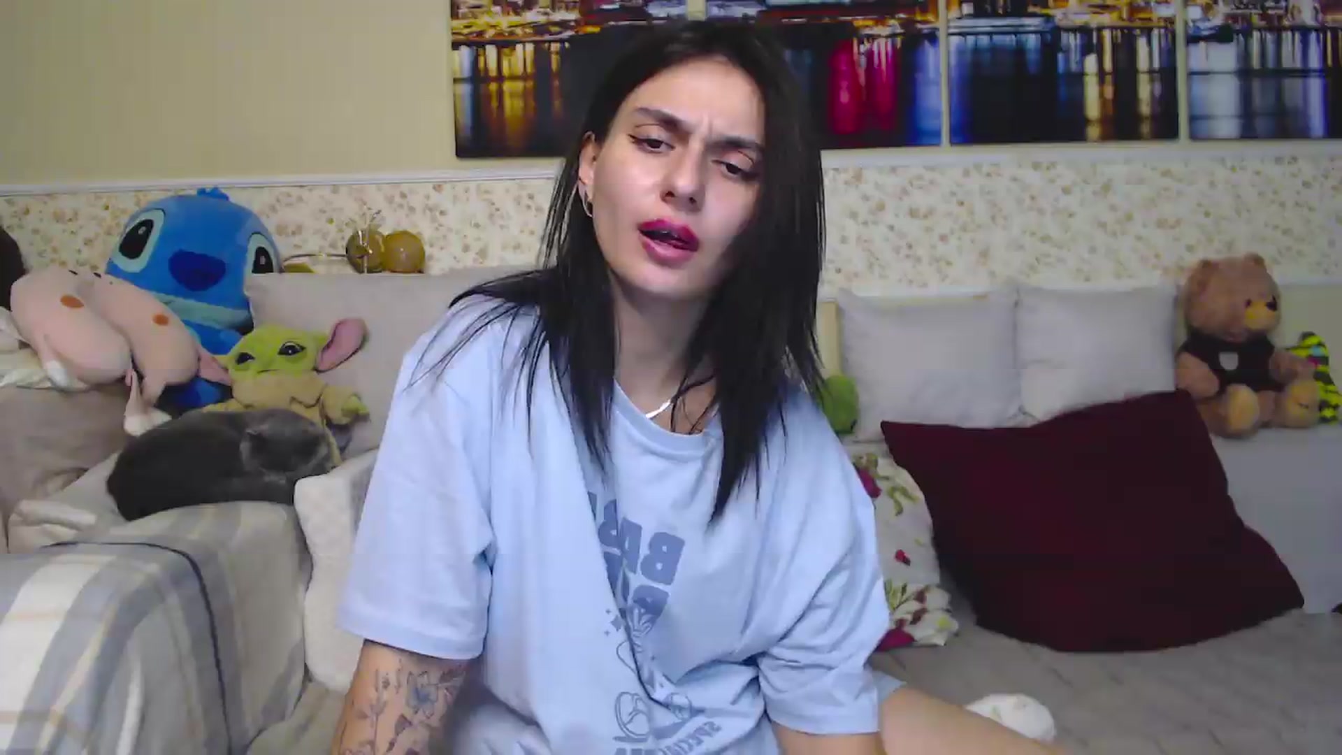 Gallery image thumbnail from M1ss_arina's myfreecams stream on, 06/18/2026, 23:58 image 3 of 20