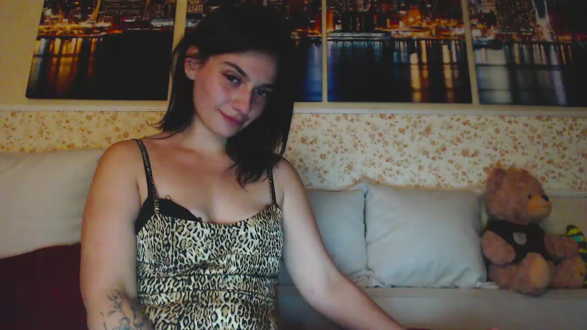 Gallery image thumbnail from M1ss_arina's myfreecams stream on, 06/21/2026, 23:34 image 18 of 20