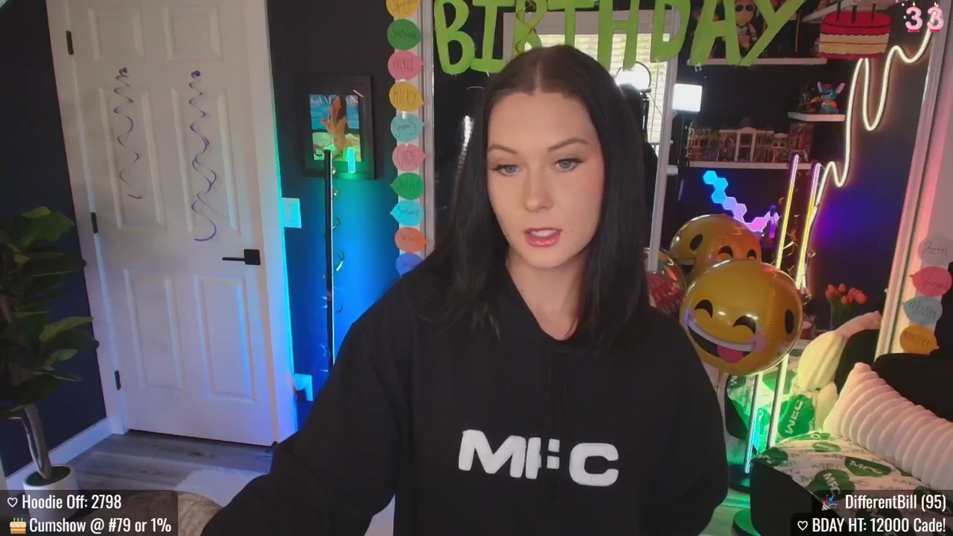 Gallery image thumbnail from MACK3NZIE's myfreecams stream on, 10/13/2025, 21:32 image 7 of 20