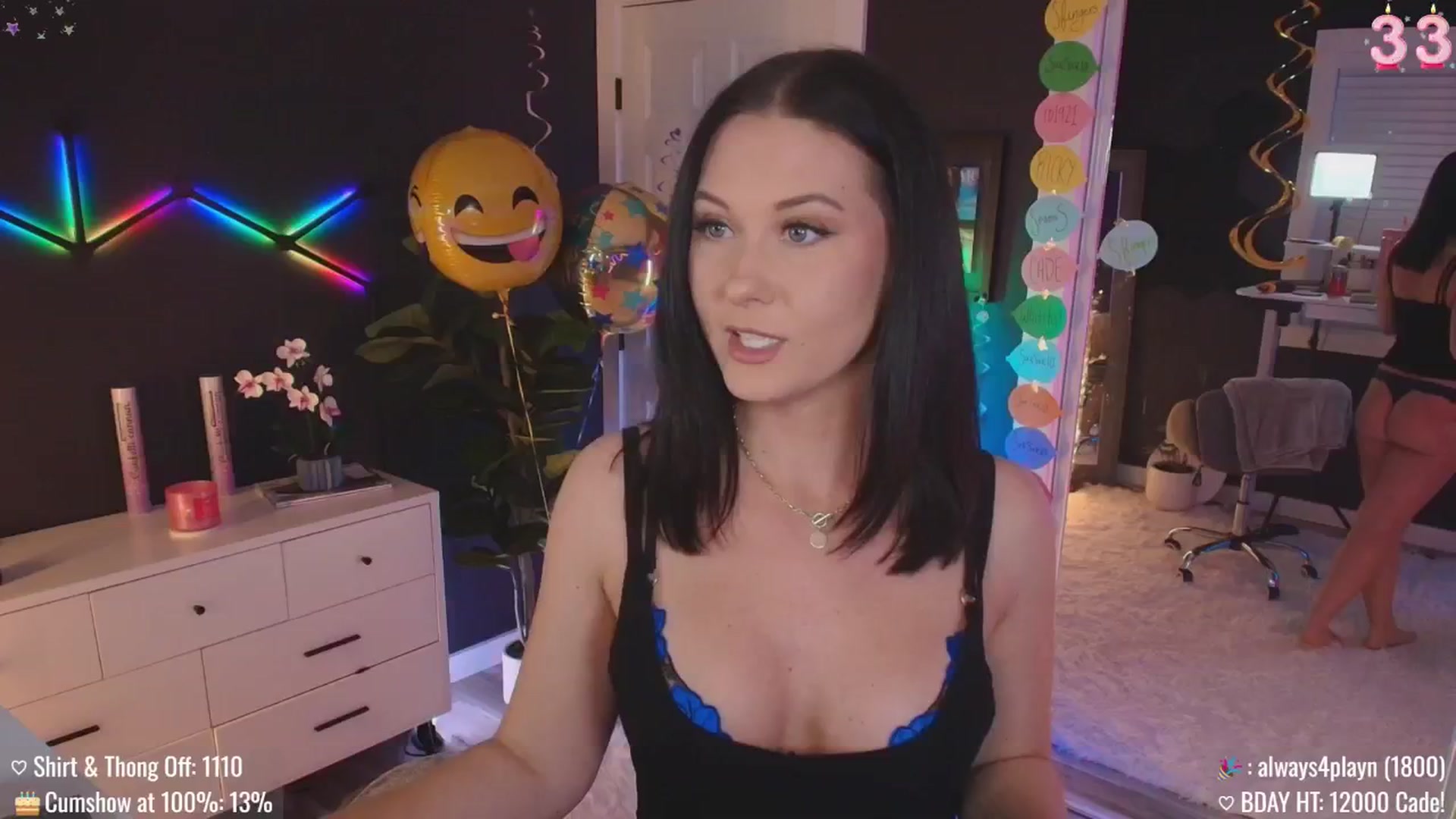 Gallery image thumbnail from MACK3NZIE's myfreecams stream on, 10/22/2025, 24:00 image 11 of 20
