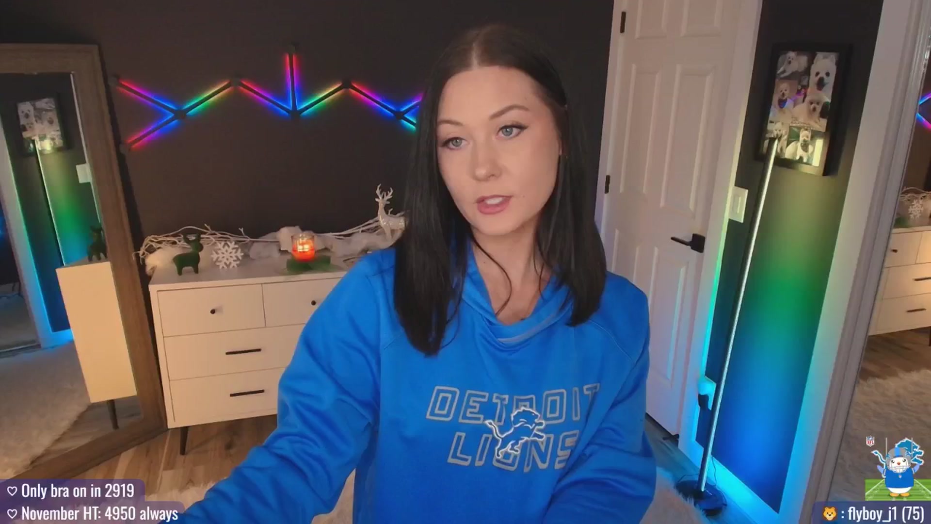 Gallery image thumbnail from MACK3NZIE's myfreecams stream on, 11/23/2025, 19:19 image 10 of 20