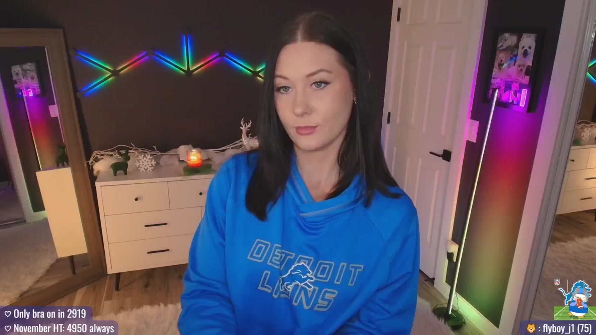 Gallery image thumbnail from MACK3NZIE's myfreecams stream on, 11/23/2025, 19:19 image 8 of 20