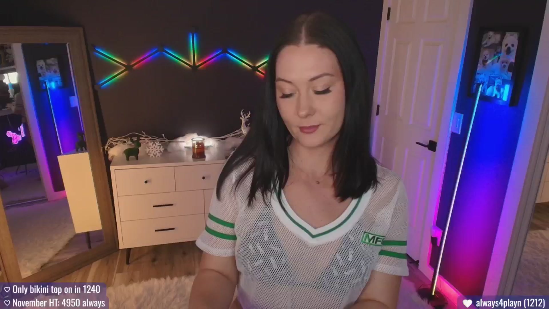 Gallery image thumbnail from MACK3NZIE's myfreecams stream on, 11/24/2025, 21:51 image 18 of 20
