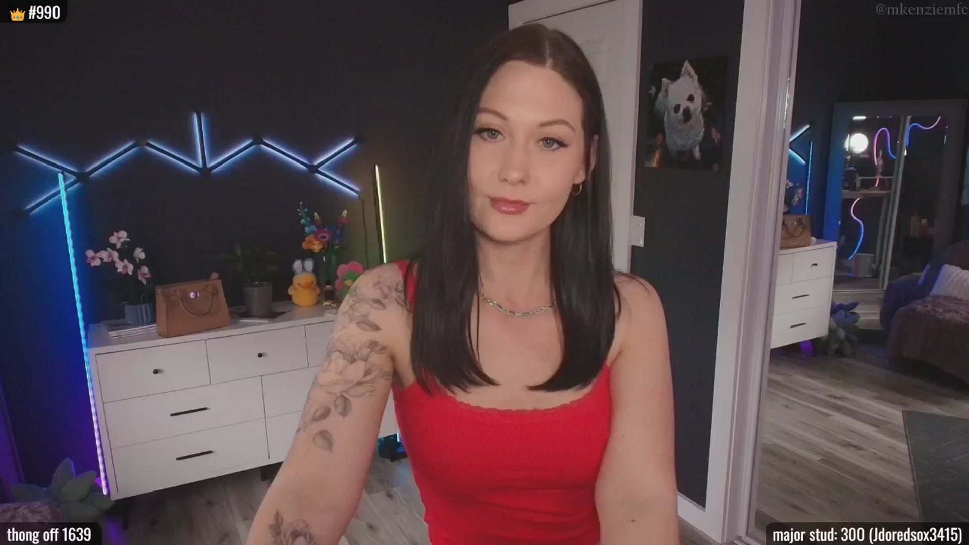 Gallery image thumbnail from MACK3NZIE's myfreecams stream on, 04/01/2026, 22:09 image 10 of 20
