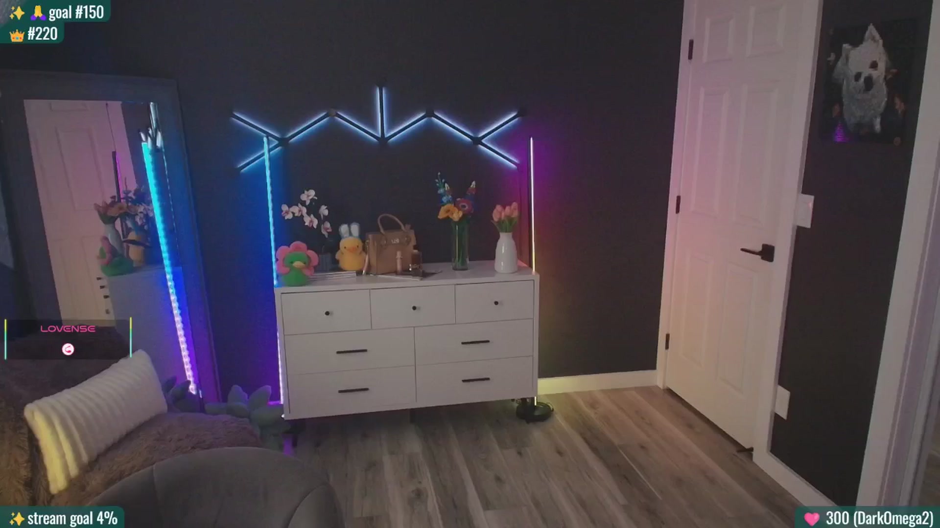 Gallery image thumbnail from MACK3NZIE's myfreecams stream on, 04/13/2026, 21:25 image 3 of 20