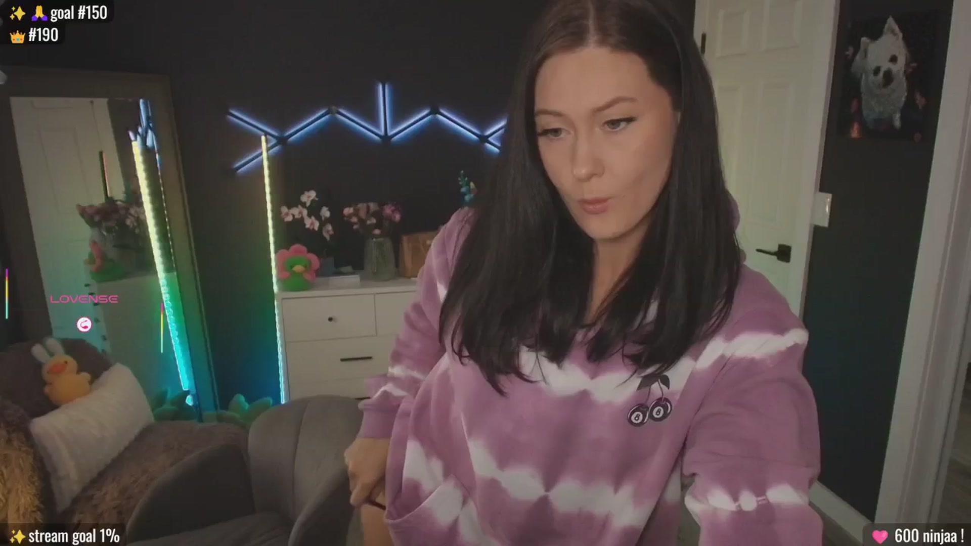 Gallery image thumbnail from MACK3NZIE's myfreecams stream on, 04/16/2026, 21:06 image 16 of 20
