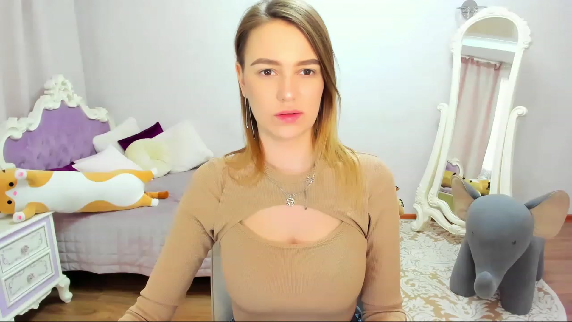 Gallery image thumbnail from MAKELOVE_'s myfreecams stream on, 05/17/2023, 12:02 image 12 of 20