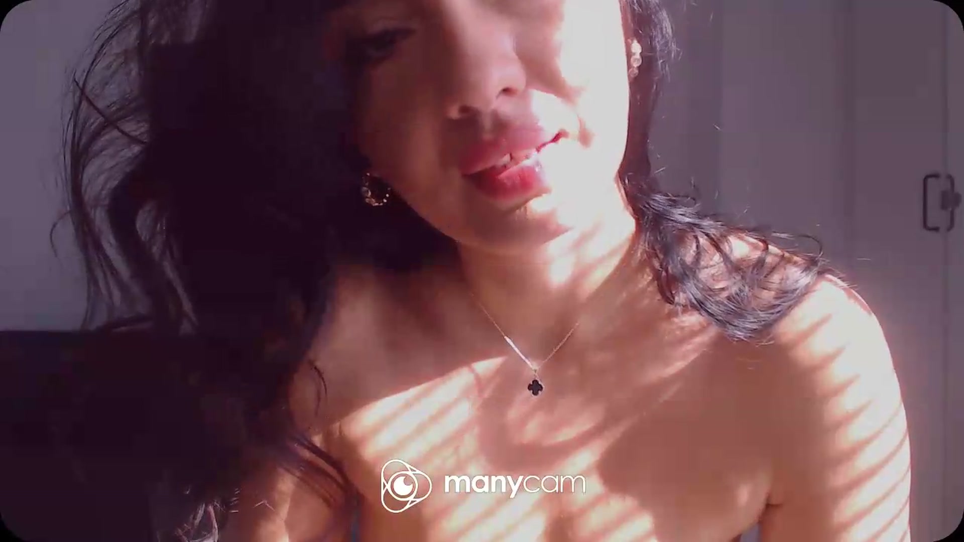 Gallery image thumbnail from MALENA10's myfreecams stream on, 08/11/2026, 07:09 image 6 of 20