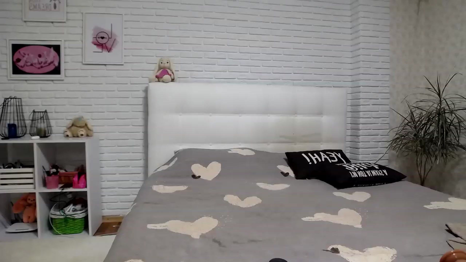 Gallery image thumbnail from MALINA_XXX's myfreecams stream on, 11/18/2022, 20:49 image 11 of 20