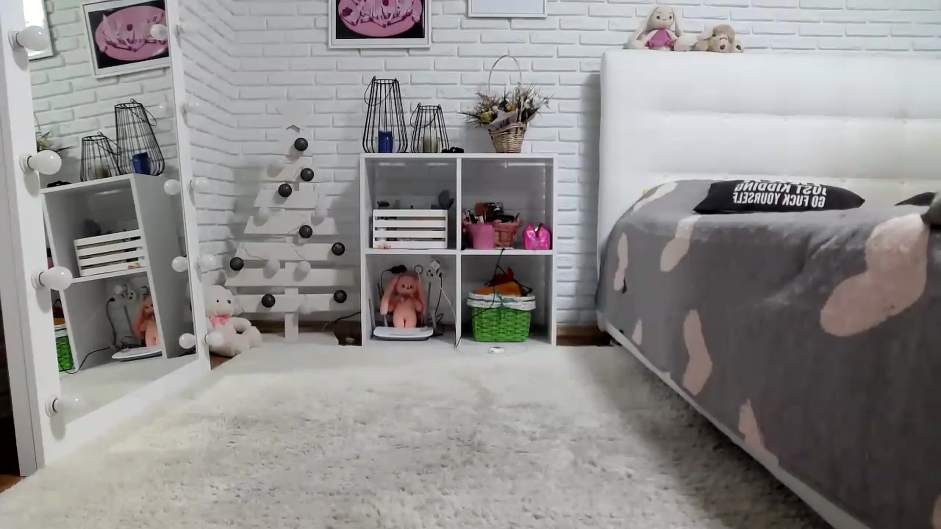Gallery image thumbnail from MALINA_XXX's myfreecams stream on, 01/20/2023, 15:55 image 10 of 20