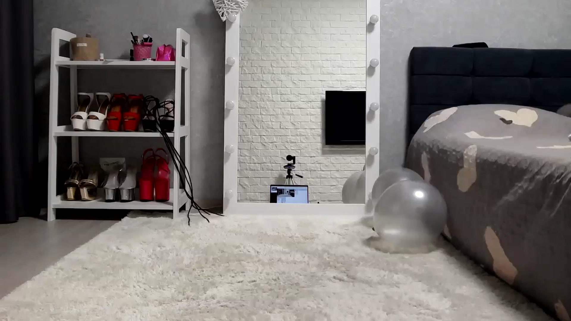 Gallery image thumbnail from MALINA_XXX's myfreecams stream on, 09/05/2023, 15:41 image 7 of 20