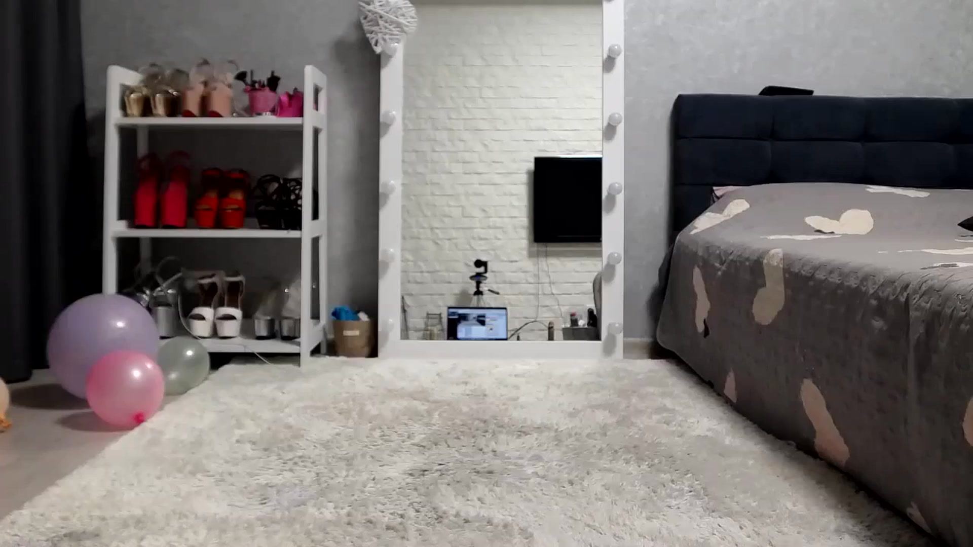 Gallery image thumbnail from MALINA_XXX's myfreecams stream on, 11/15/2023, 15:48 image 15 of 20