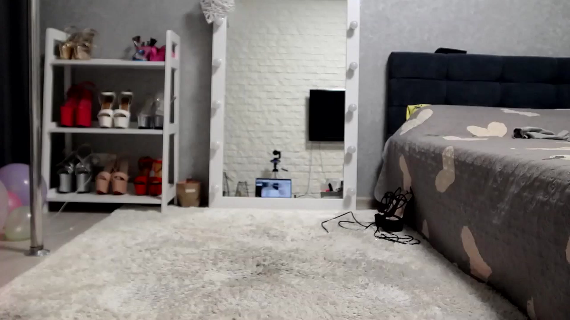 Gallery image thumbnail from MALINA_XXX's myfreecams stream on, 12/13/2023, 13:31 image 20 of 20