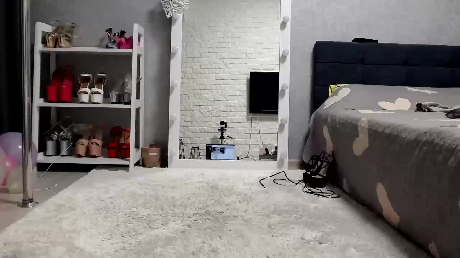 Gallery image thumbnail from MALINA_XXX's myfreecams stream on, 12/13/2023, 14:24 image 15 of 20