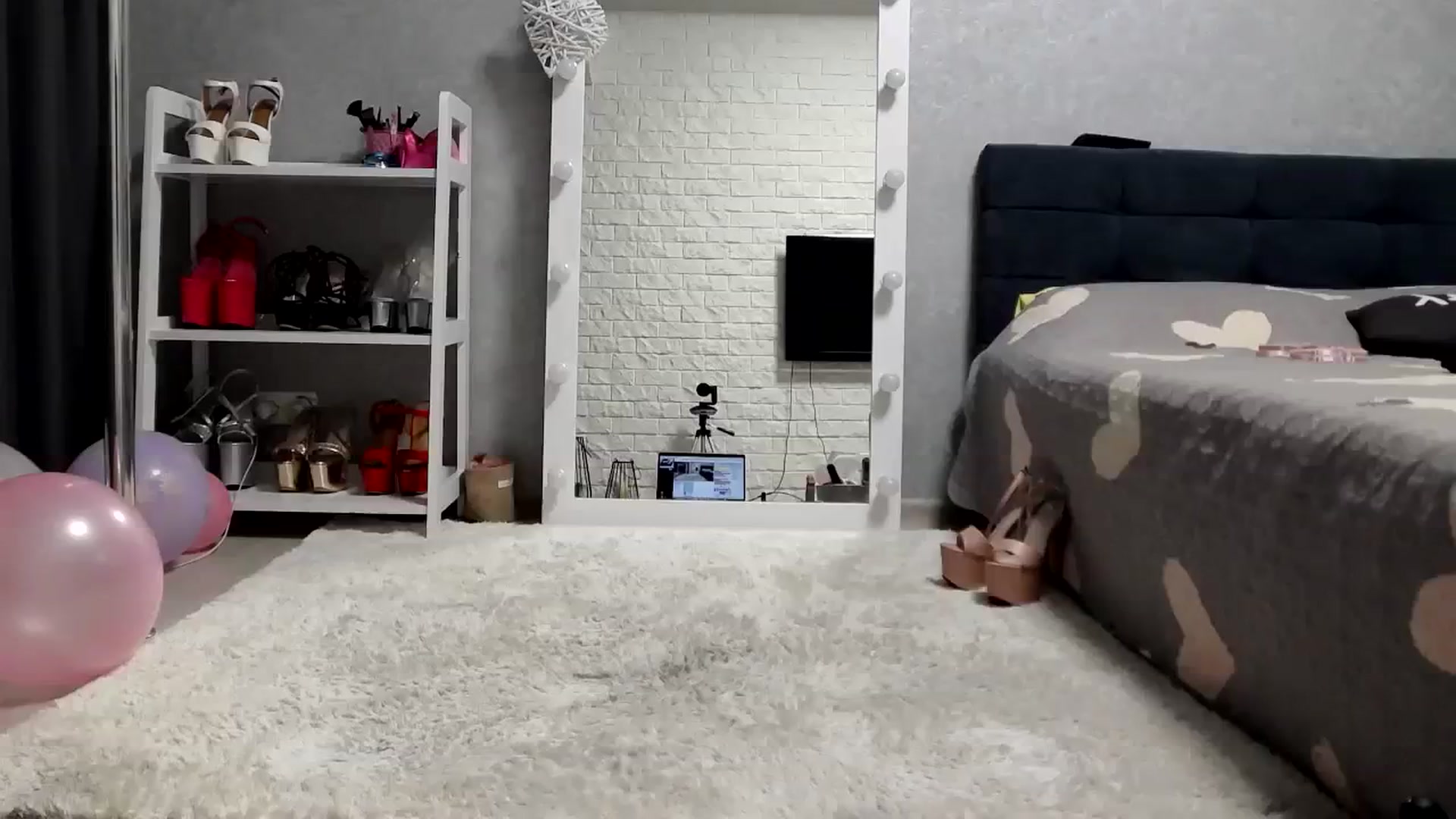 Gallery image thumbnail from MALINA_XXX's myfreecams stream on, 12/15/2023, 12:51 image 20 of 20