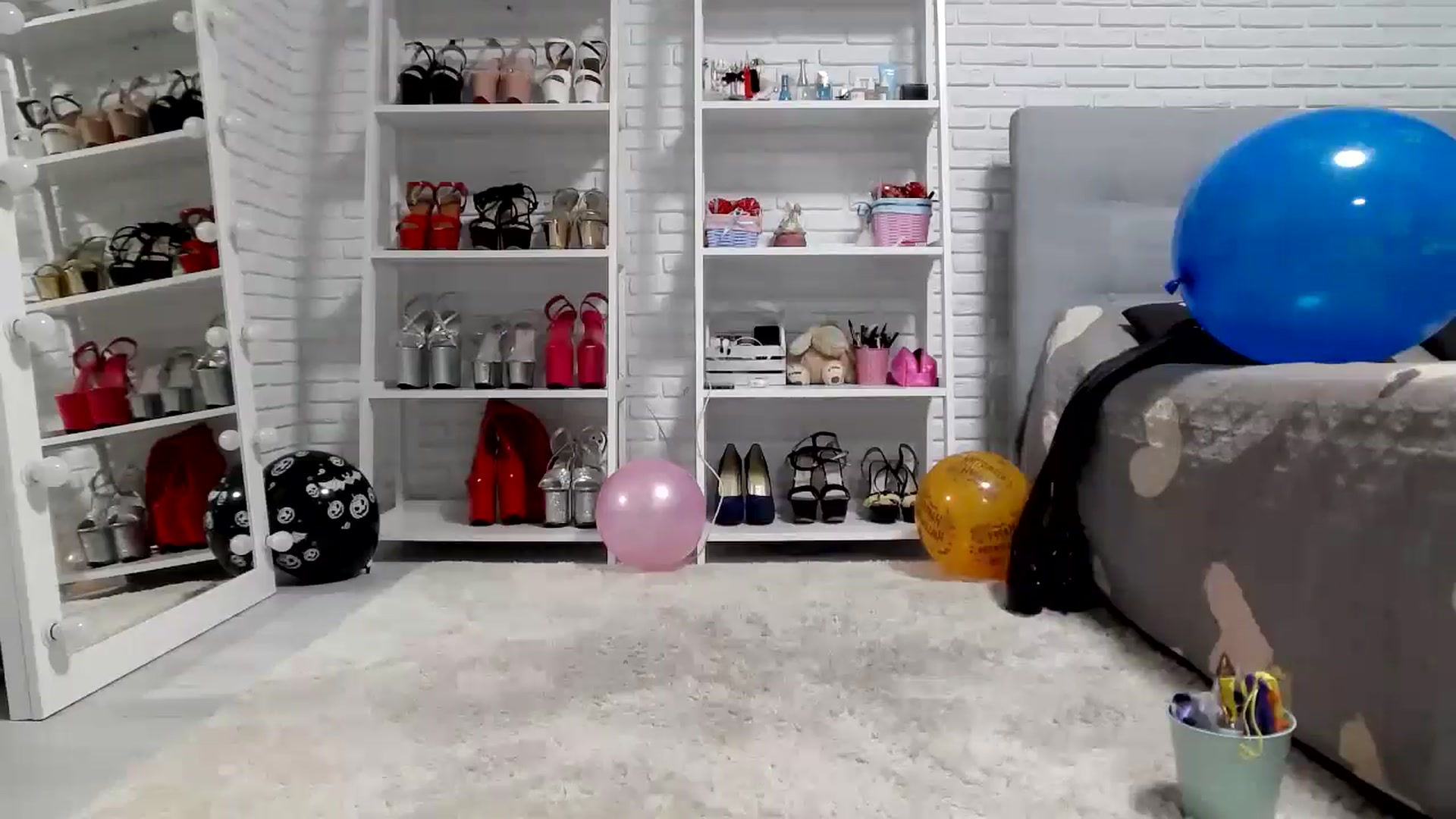 Gallery image thumbnail from MALINA_XXX's myfreecams stream on, 11/12/2024, 14:49 image 13 of 20