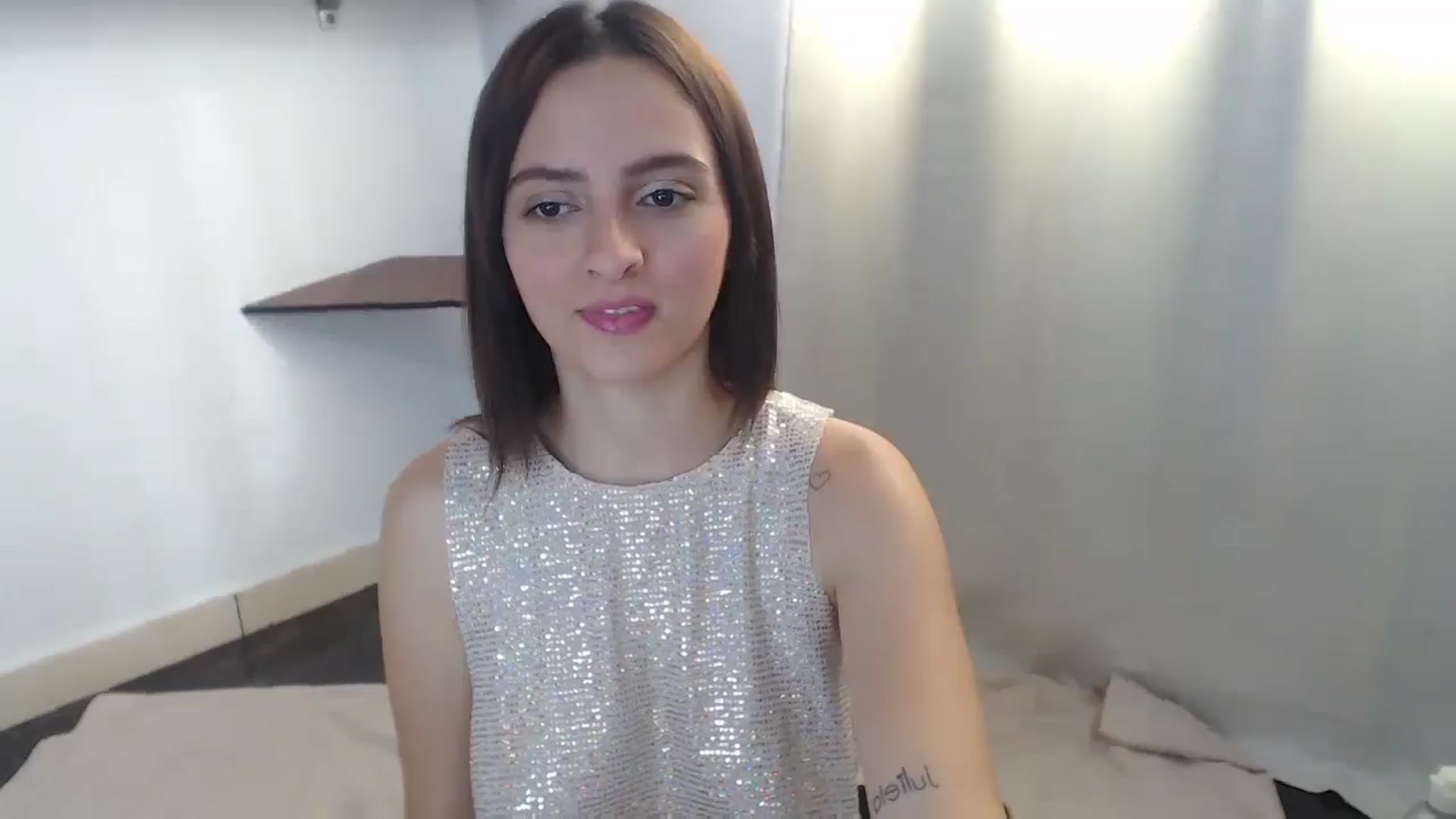 Gallery image thumbnail from MARIAGOMEZz's myfreecams stream on, 06/07/2025, 21:01 image 16 of 20