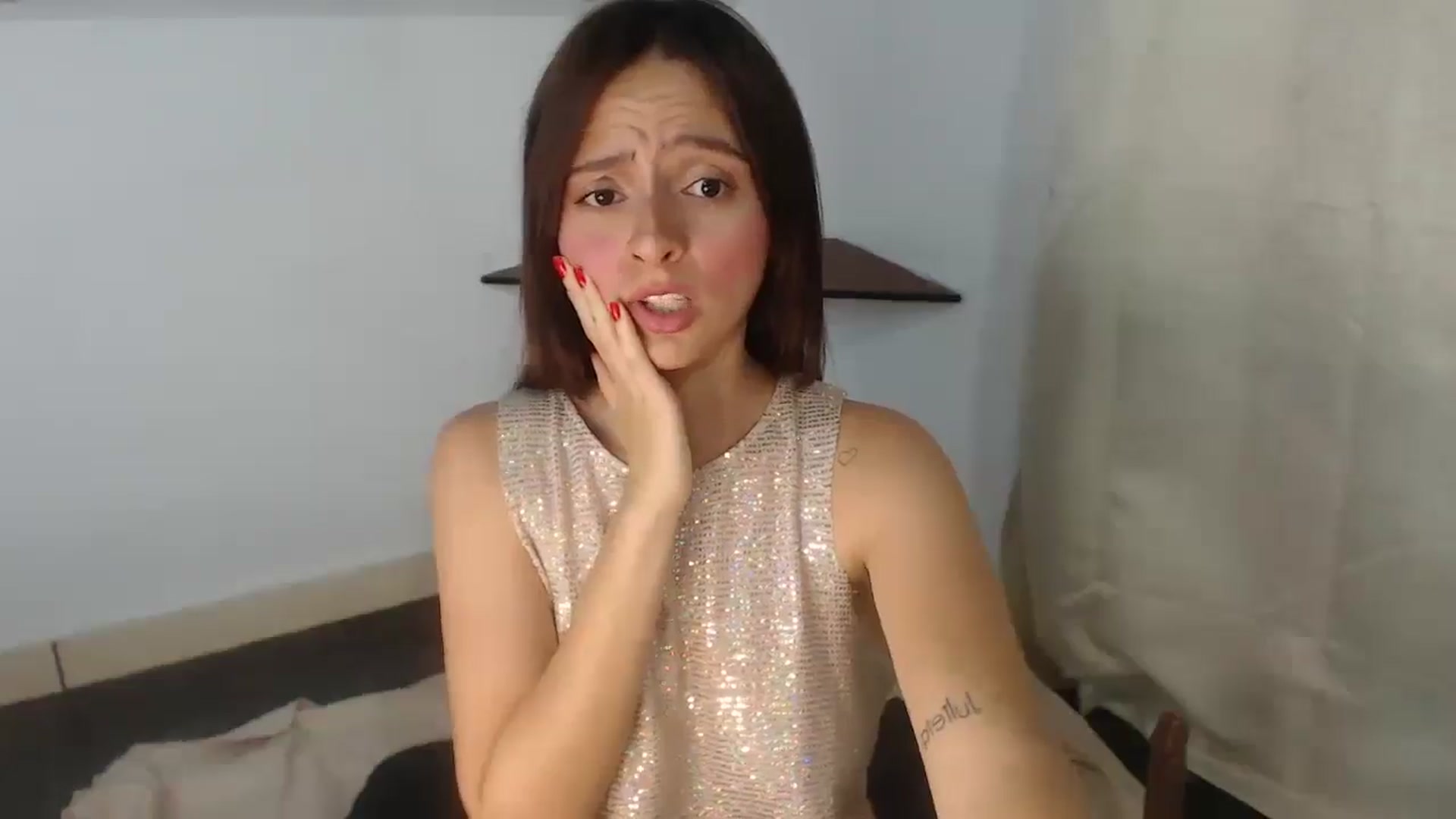 Gallery image thumbnail from MARIAGOMEZz's myfreecams stream on, 06/23/2025, 24:27 image 5 of 20
