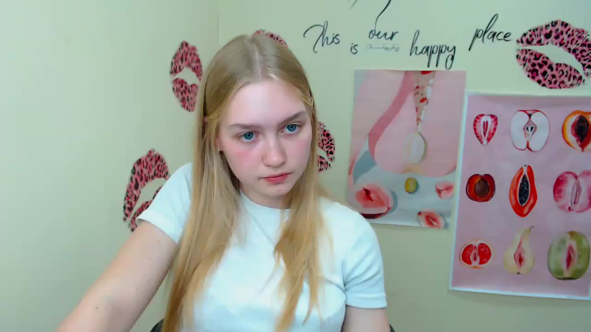 Gallery image thumbnail from MClaara's myfreecams stream on, 06/18/2025, 12:47 image 3 of 20