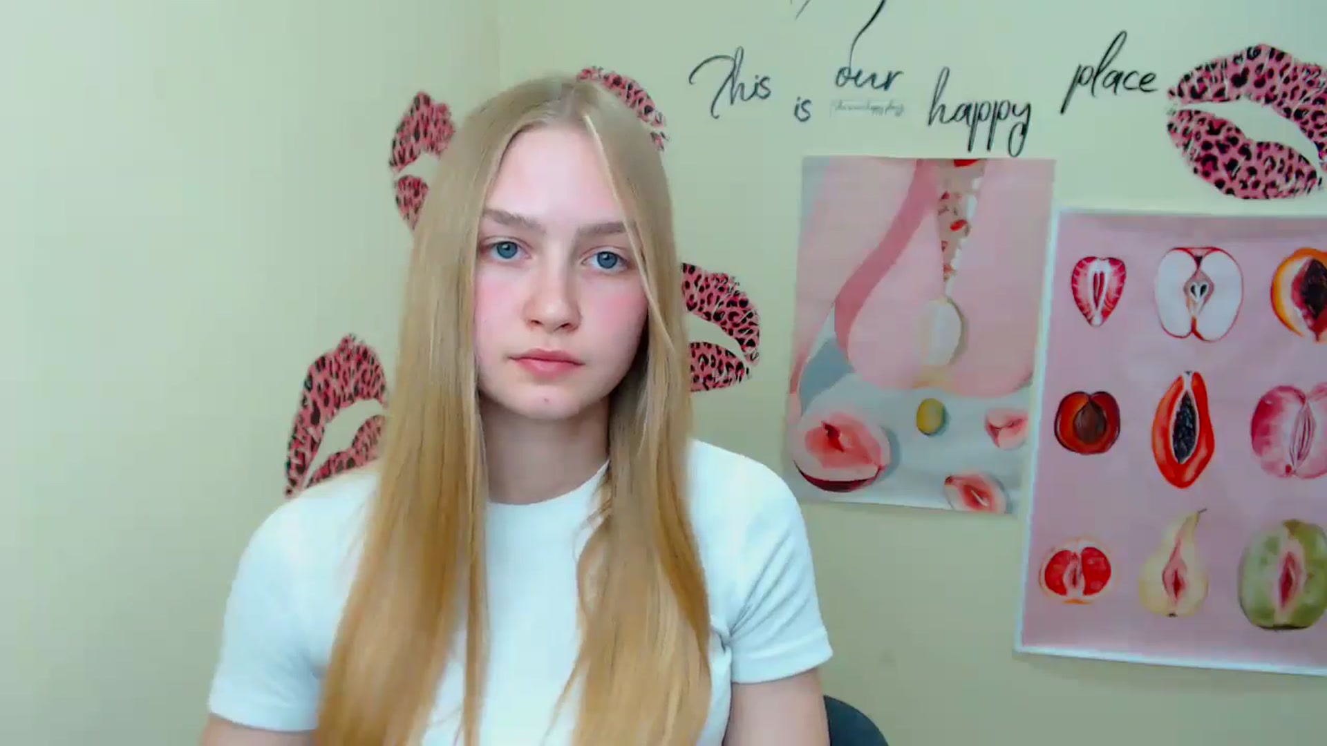 Gallery image thumbnail from MClaara's myfreecams stream on, 06/18/2025, 12:47 image 15 of 20