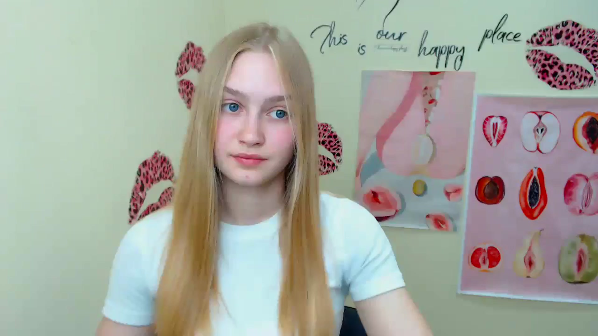 Gallery image thumbnail from MClaara's myfreecams stream on, 06/18/2025, 12:47 image 8 of 20