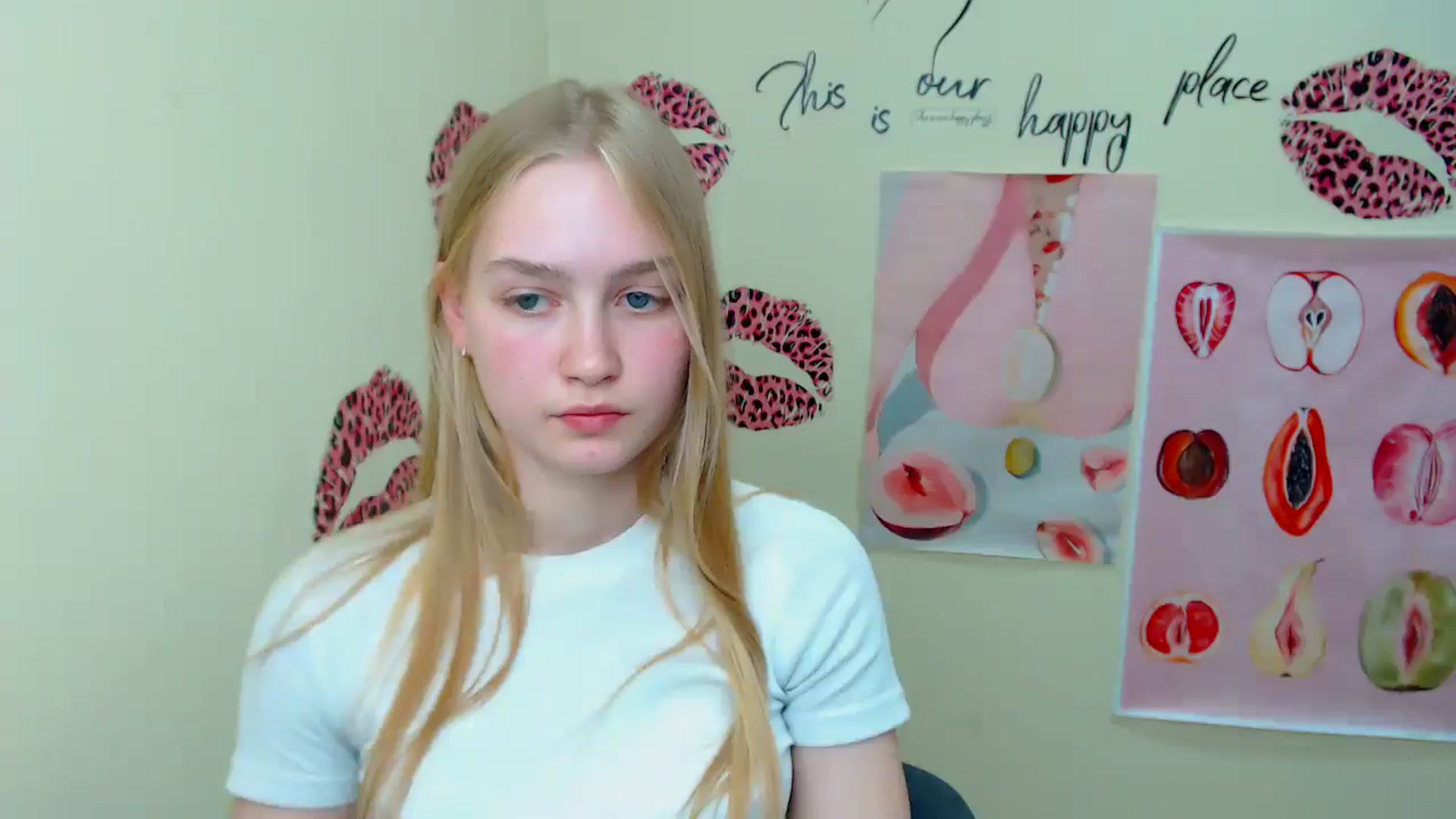 Gallery image thumbnail from MClaara's myfreecams stream on, 06/18/2025, 12:47 image 19 of 20