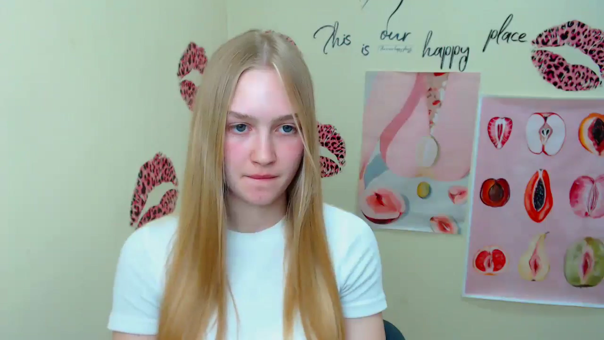 Gallery image thumbnail from MClaara's myfreecams stream on, 06/18/2025, 12:47 image 12 of 20