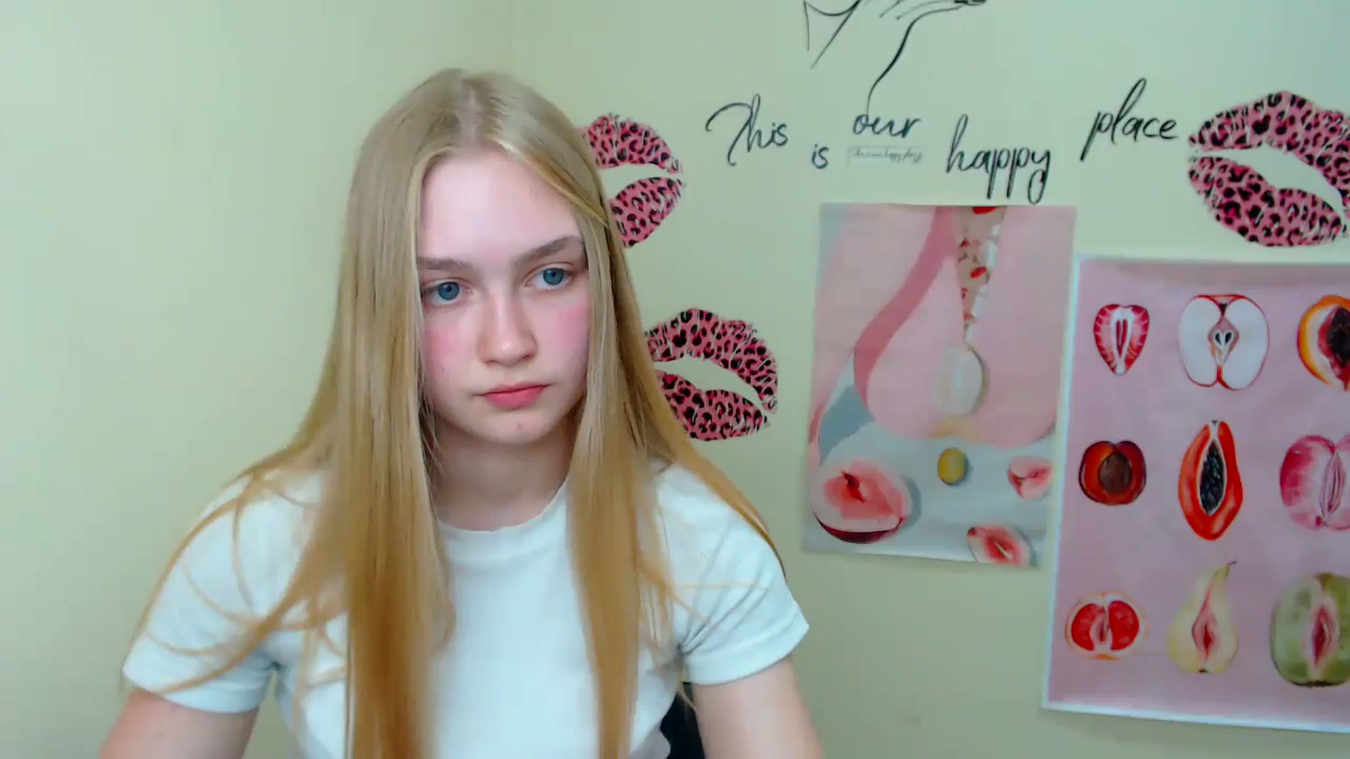Gallery image thumbnail from MClaara's myfreecams stream on, 06/18/2025, 15:49 image 14 of 20