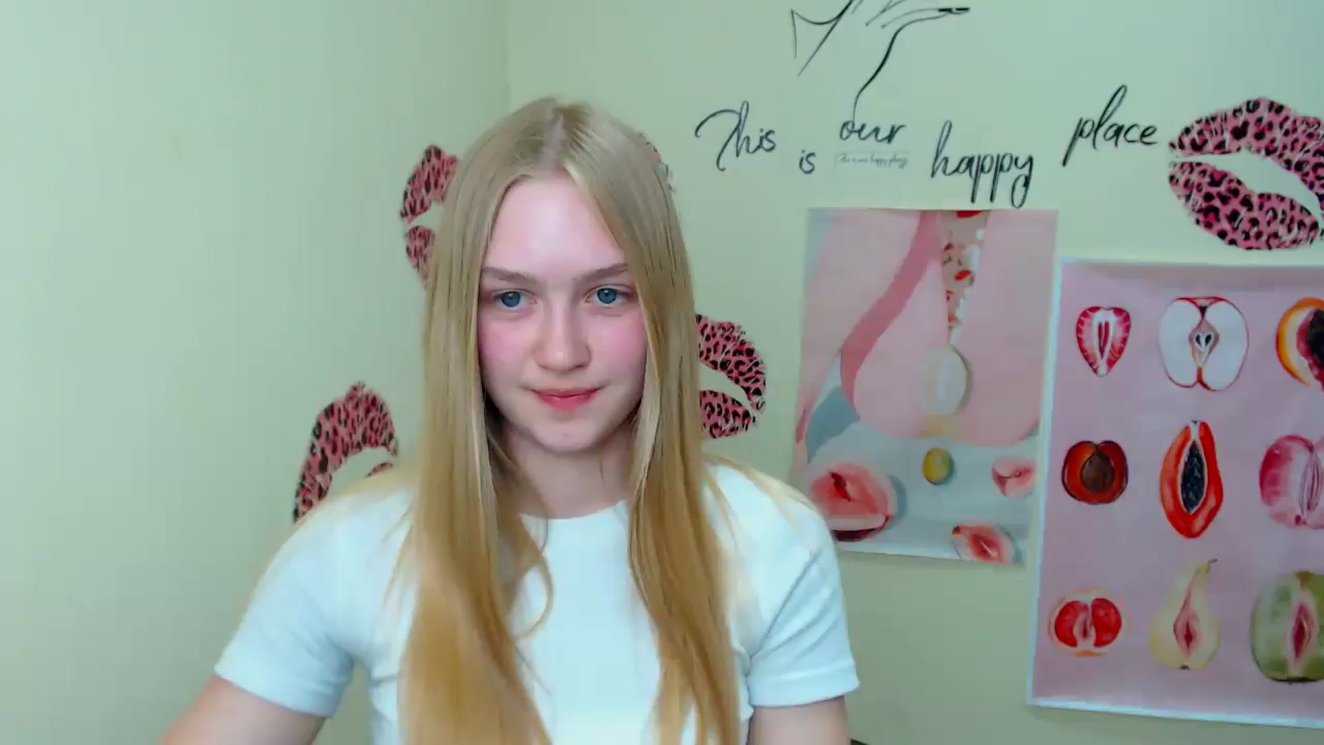 Gallery image thumbnail from MClaara's myfreecams stream on, 06/18/2025, 15:49 image 1 of 20