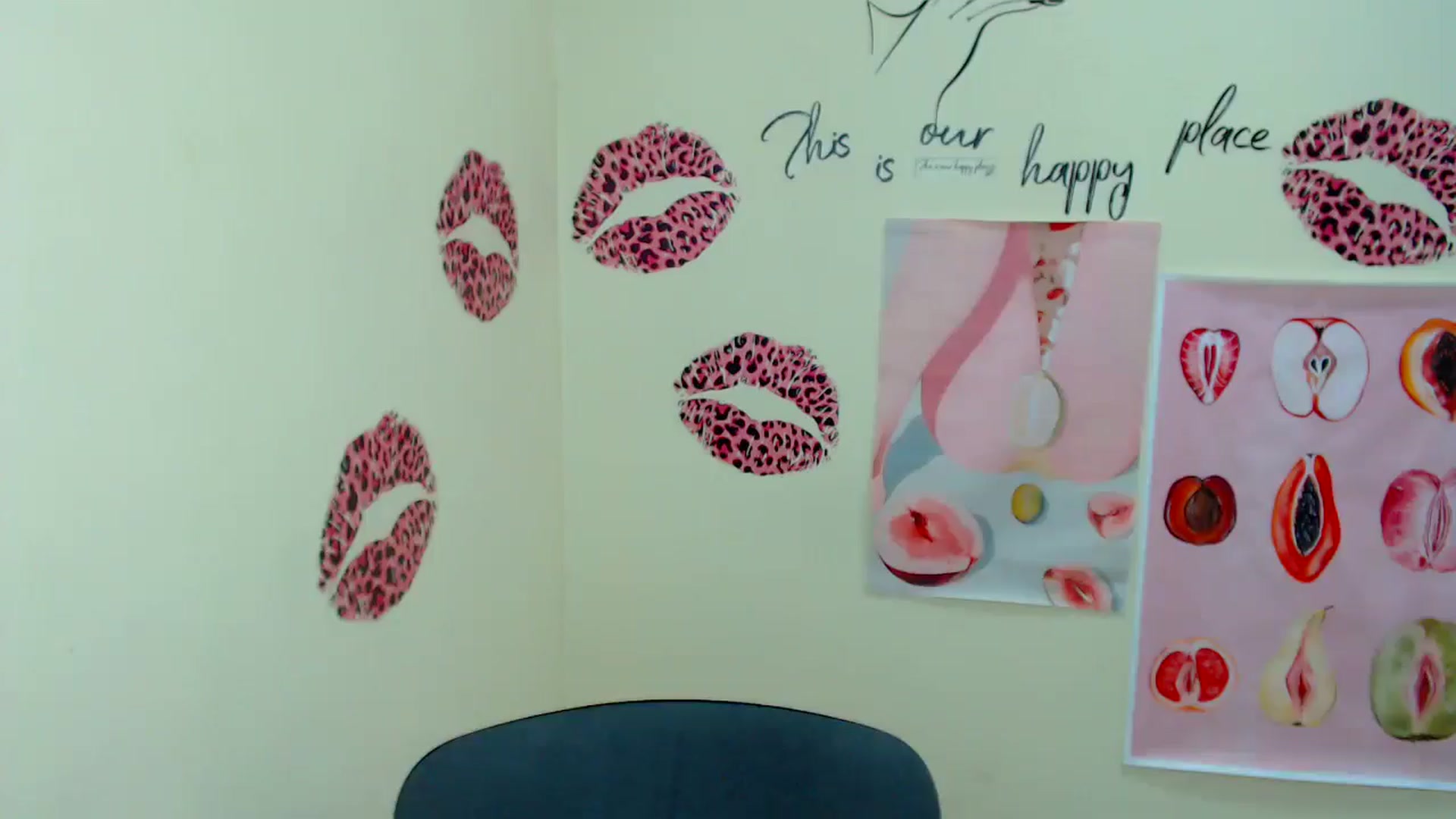 Gallery image thumbnail from MClaara's myfreecams stream on, 06/18/2025, 15:49 image 8 of 20