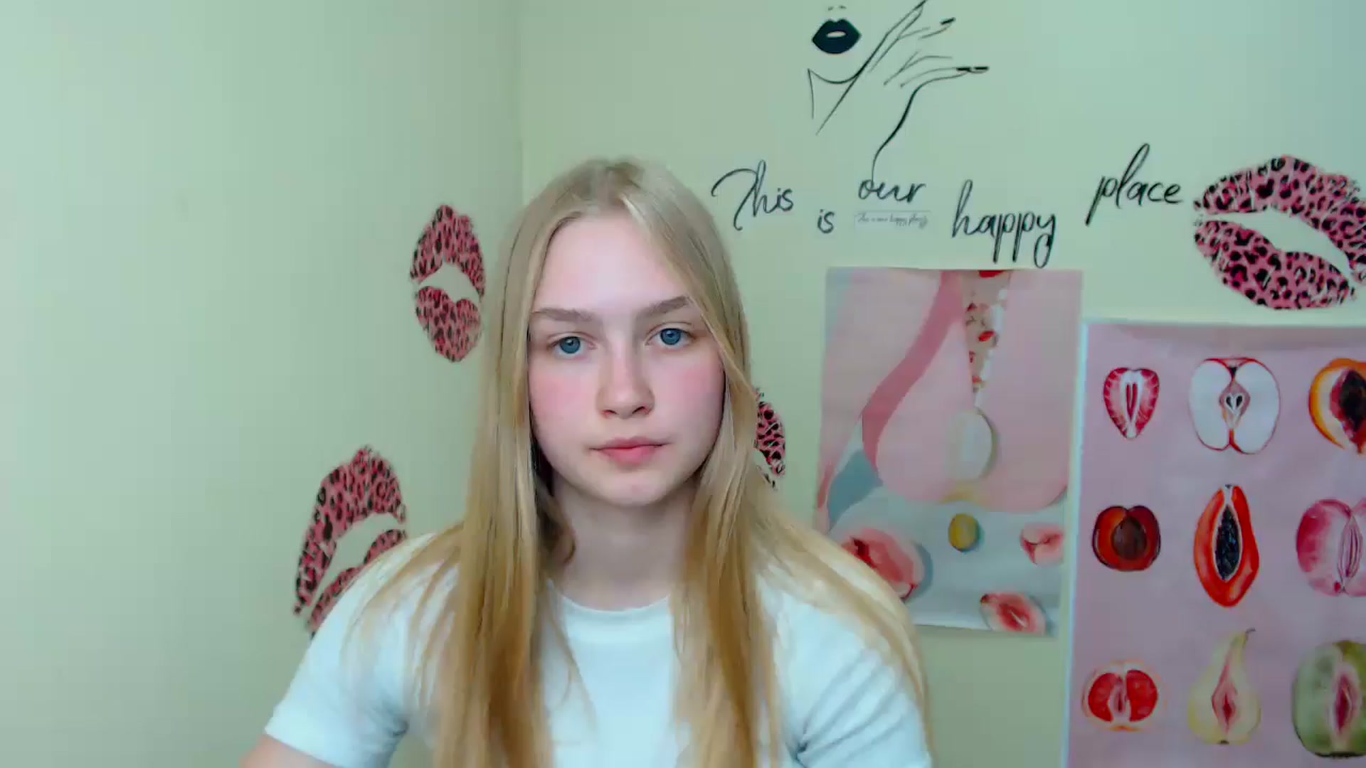 Gallery image thumbnail from MClaara's myfreecams stream on, 06/18/2025, 16:40 image 1 of 20