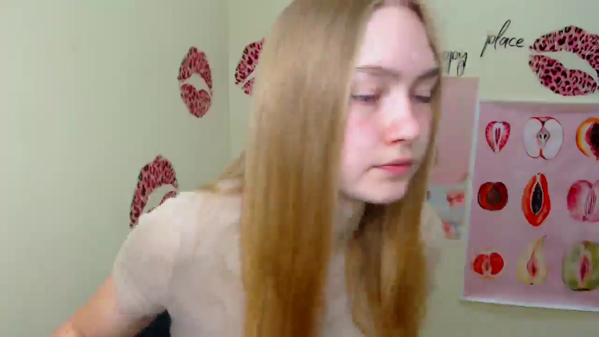 Gallery image thumbnail from MClaara's myfreecams stream on, 06/19/2025, 06:59 image 2 of 20