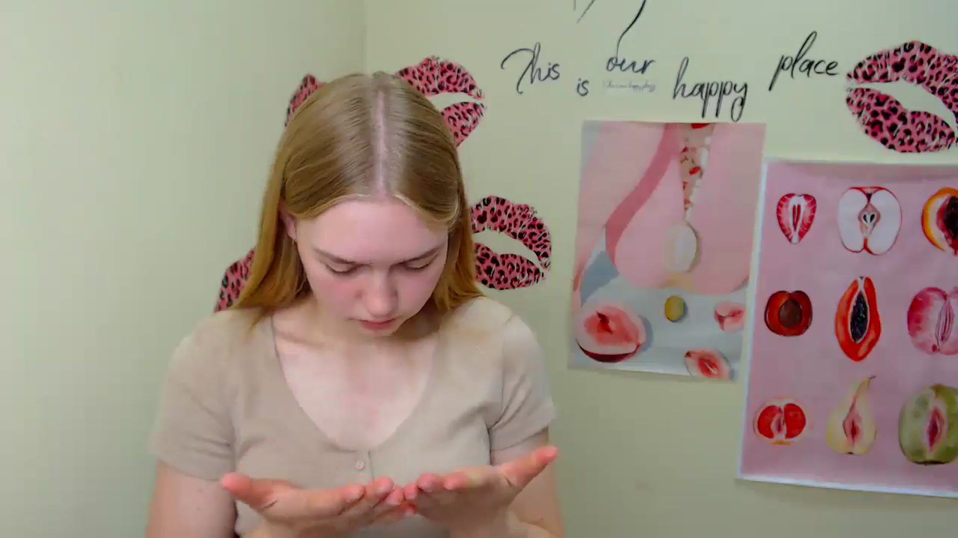 Gallery image thumbnail from MClaara's myfreecams stream on, 06/19/2025, 06:59 image 3 of 20