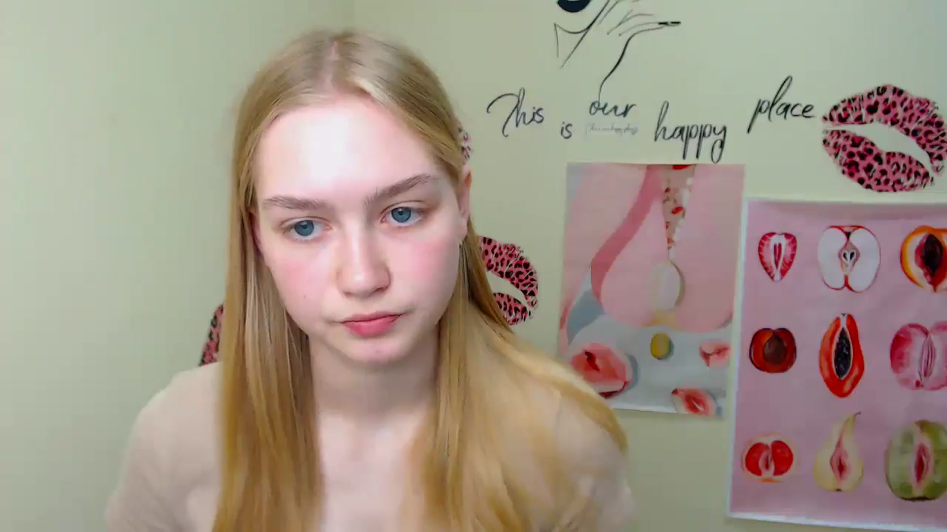Gallery image thumbnail from MClaara's myfreecams stream on, 06/19/2025, 07:38 image 7 of 20