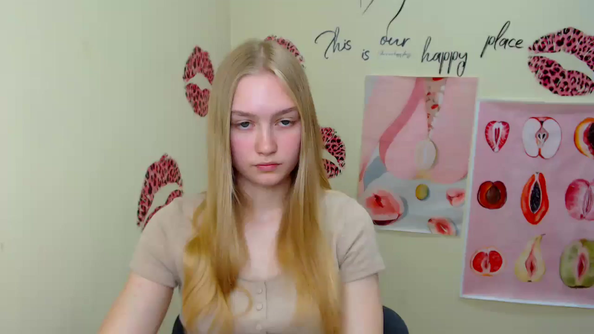 Gallery image thumbnail from MClaara's myfreecams stream on, 06/19/2025, 09:49 image 2 of 20