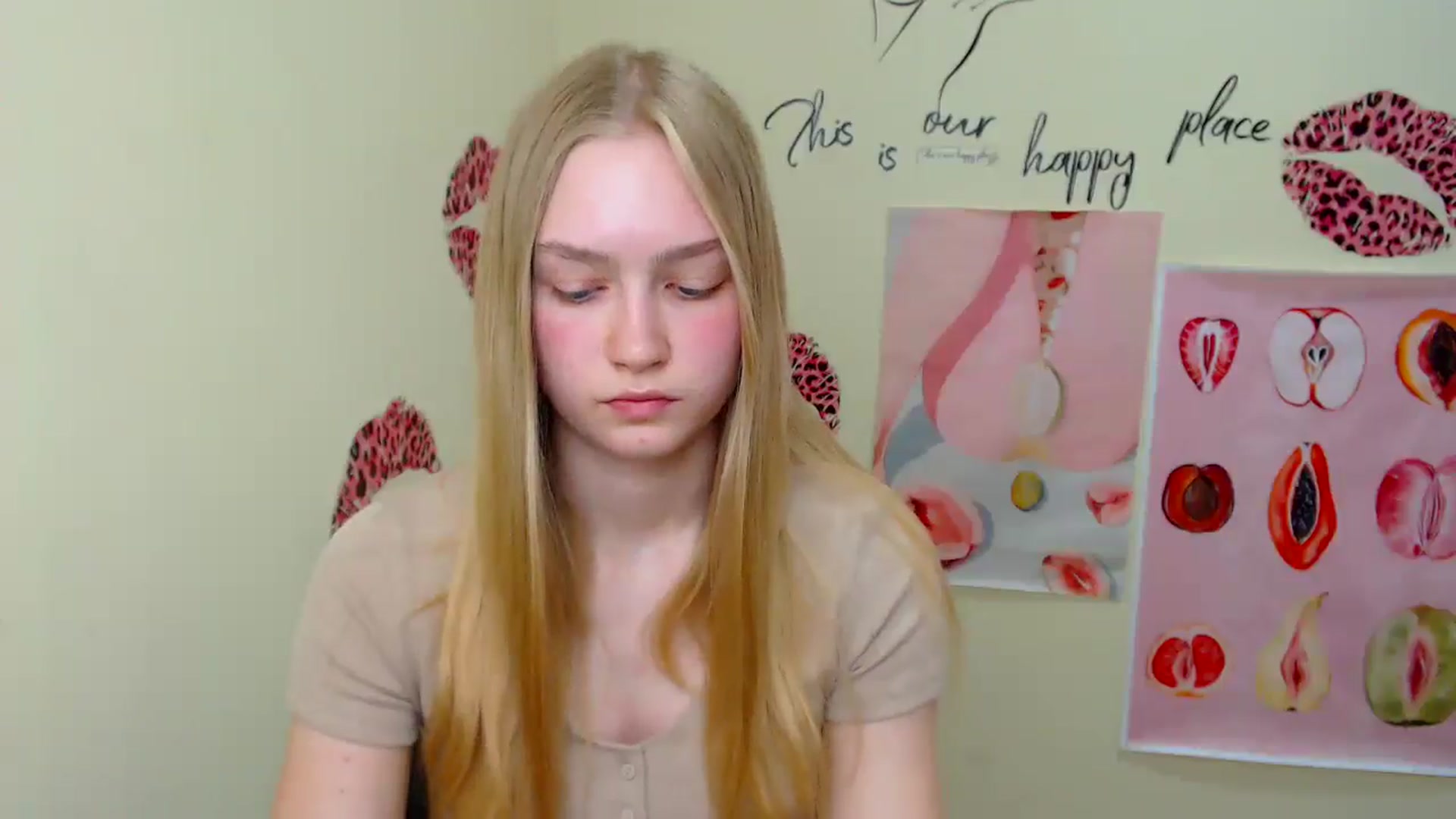 Gallery image thumbnail from MClaara's myfreecams stream on, 06/19/2025, 09:49 image 17 of 20
