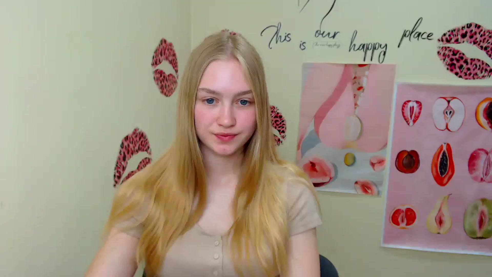 Gallery image thumbnail from MClaara's myfreecams stream on, 06/19/2025, 09:49 image 4 of 20