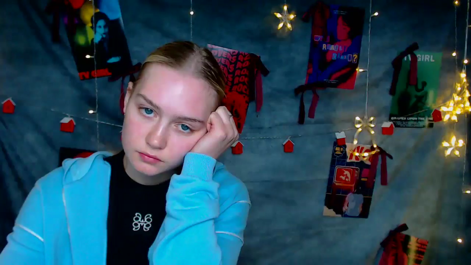 Gallery image thumbnail from MClaara's myfreecams stream on, 12/27/2025, 10:59 image 10 of 20