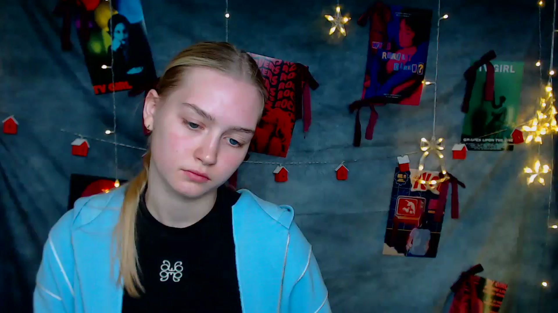 Gallery image thumbnail from MClaara's myfreecams stream on, 12/27/2025, 10:59 image 3 of 20
